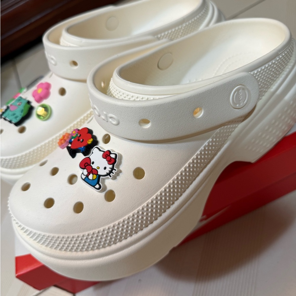 White Clog Sandals with Cute Charms